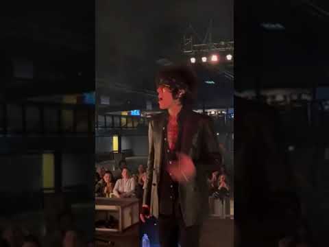 Do a little dance, make a little love #lp #lptour2022 #tour