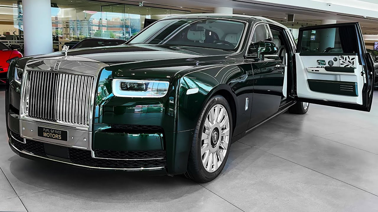 2025 Rolls Royce Phantom - In-Depth Look at the Ultra-Luxury Vehicle