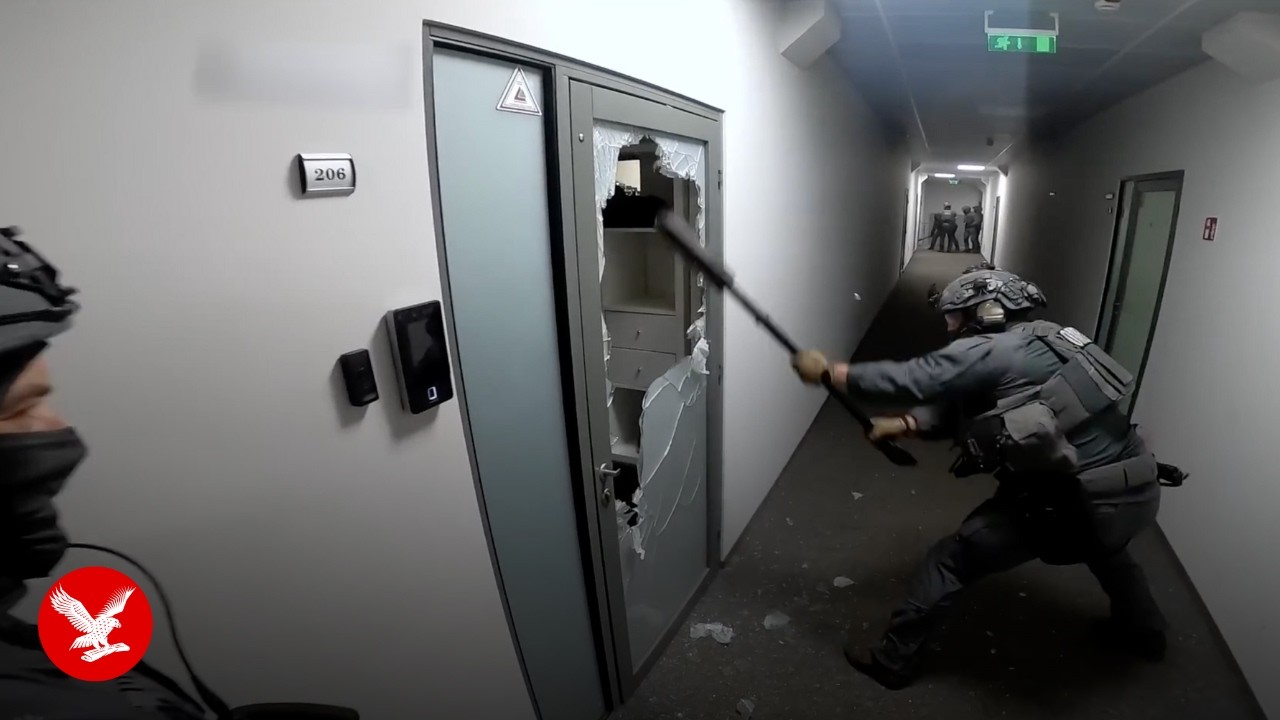 Police Raid Cyber Fraud Operation, Seize 40,000 SIM Cards 🚓