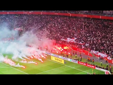 Przerwany mecz Polska - Holandia. Problemy z wniesieniem oprawy. Zorganizowany doping | 14.11.2025