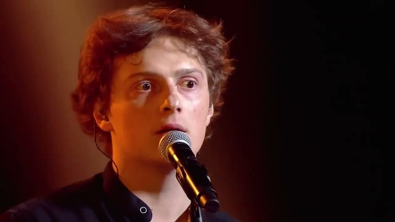 Бонд с кнопкой: мультимодальная группа с премией 🎶