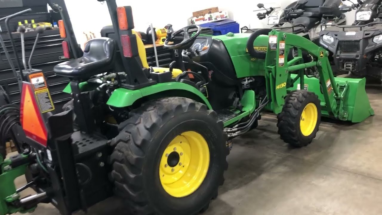 John Deere 2032R Review 🚜