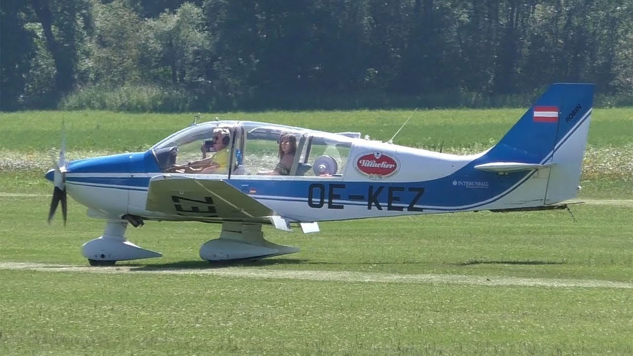 Robin DR 400/180R landing at Airfield Nötsch | OE-KEZ