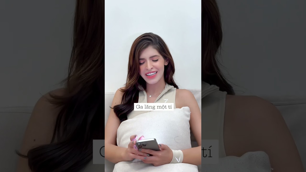 Andrea Aybar: Một chút quá vui 😂