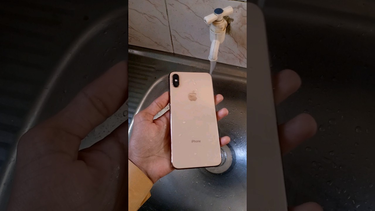 iPhone XS Max Water Resistance Test