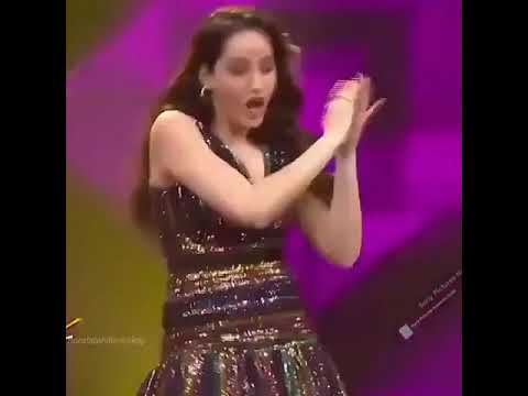 Nora Fatehi & Malika Arora on Munni Badnam Hui π₯