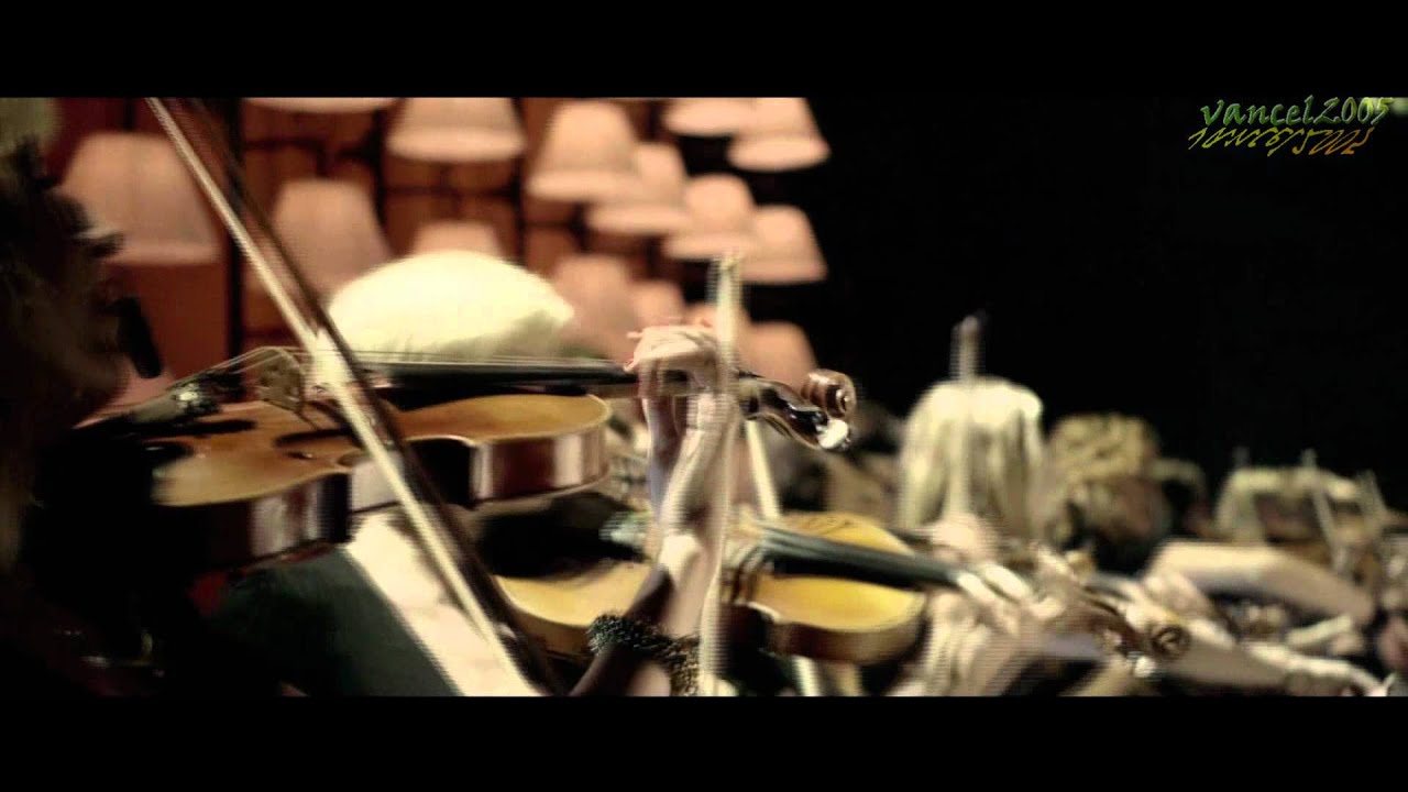 Adele Performs 'Chasing Pavements' Live at Royal Albert Hall 🎤