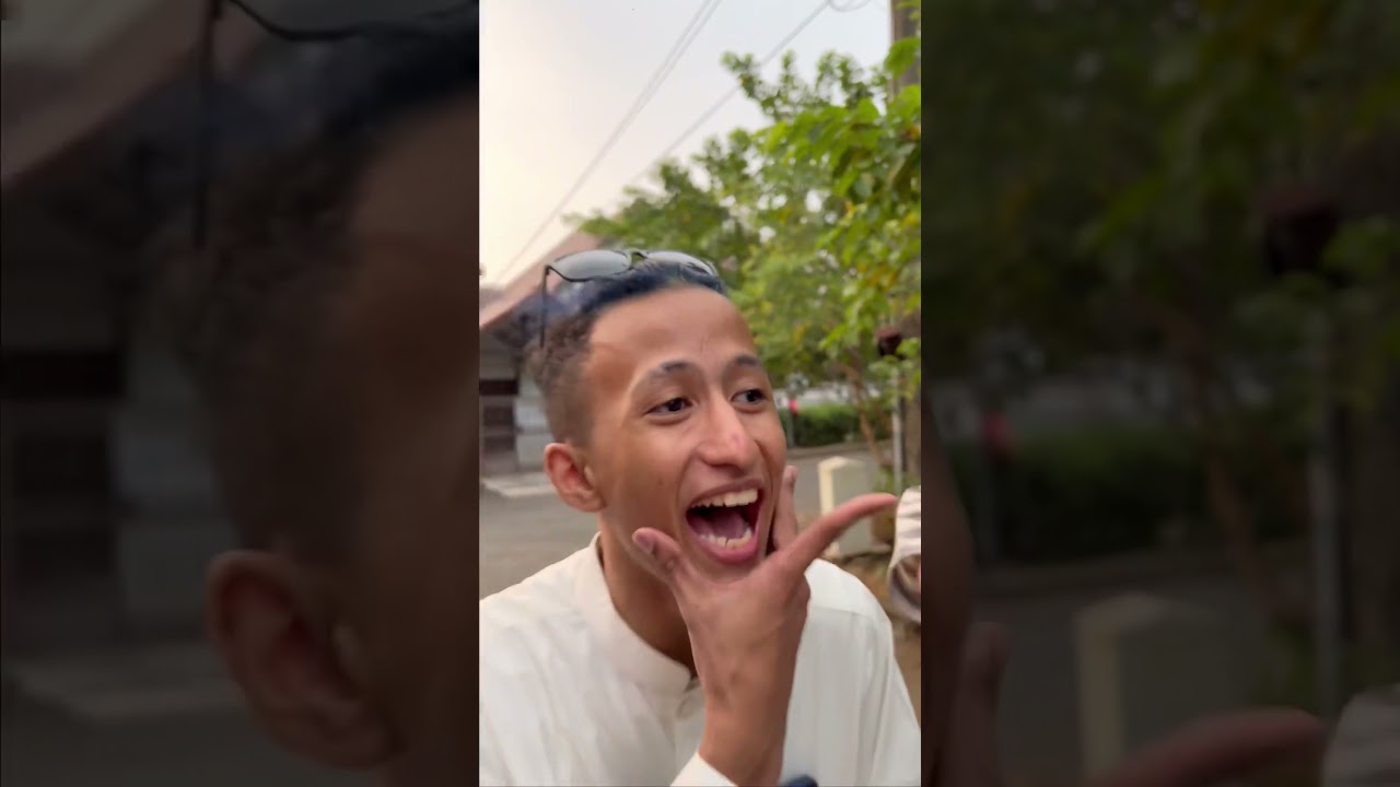 Perbandingan Pantun Minecraft dan FreeFire