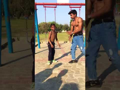 look at this kid's abs💪 #pushups #fitnessmotivation #workout #fitness #abs