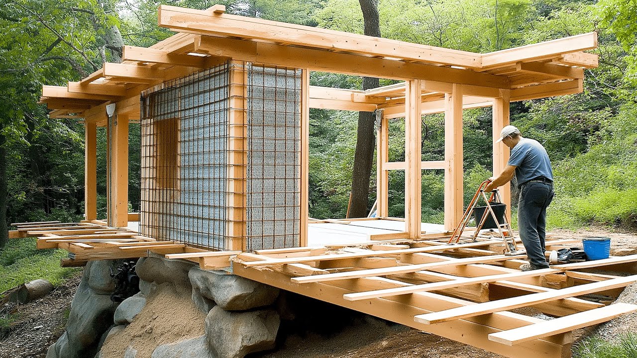 Man Builds 100-Year-Lasting Japanese House 🏡