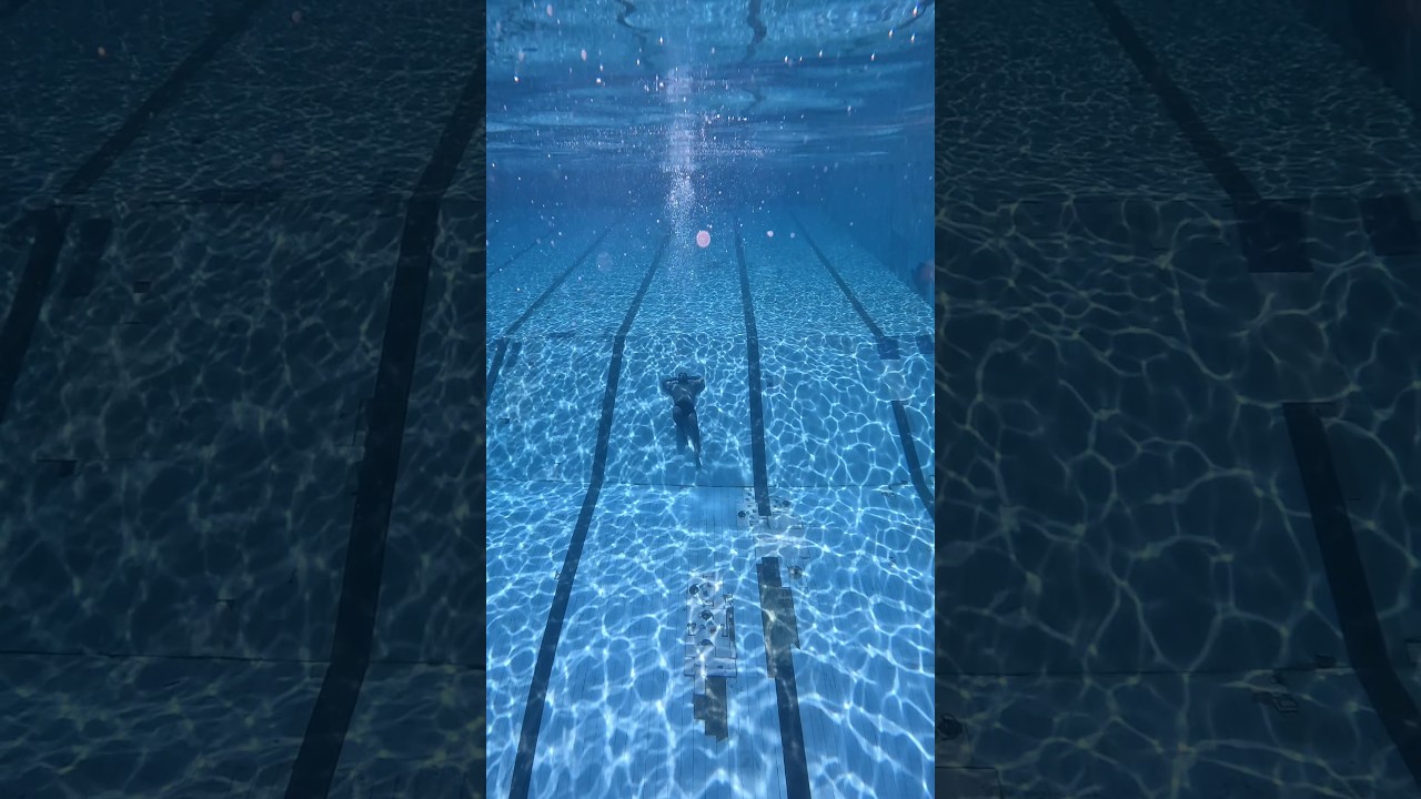 Experience the Depth of a Giant Pool 🌊