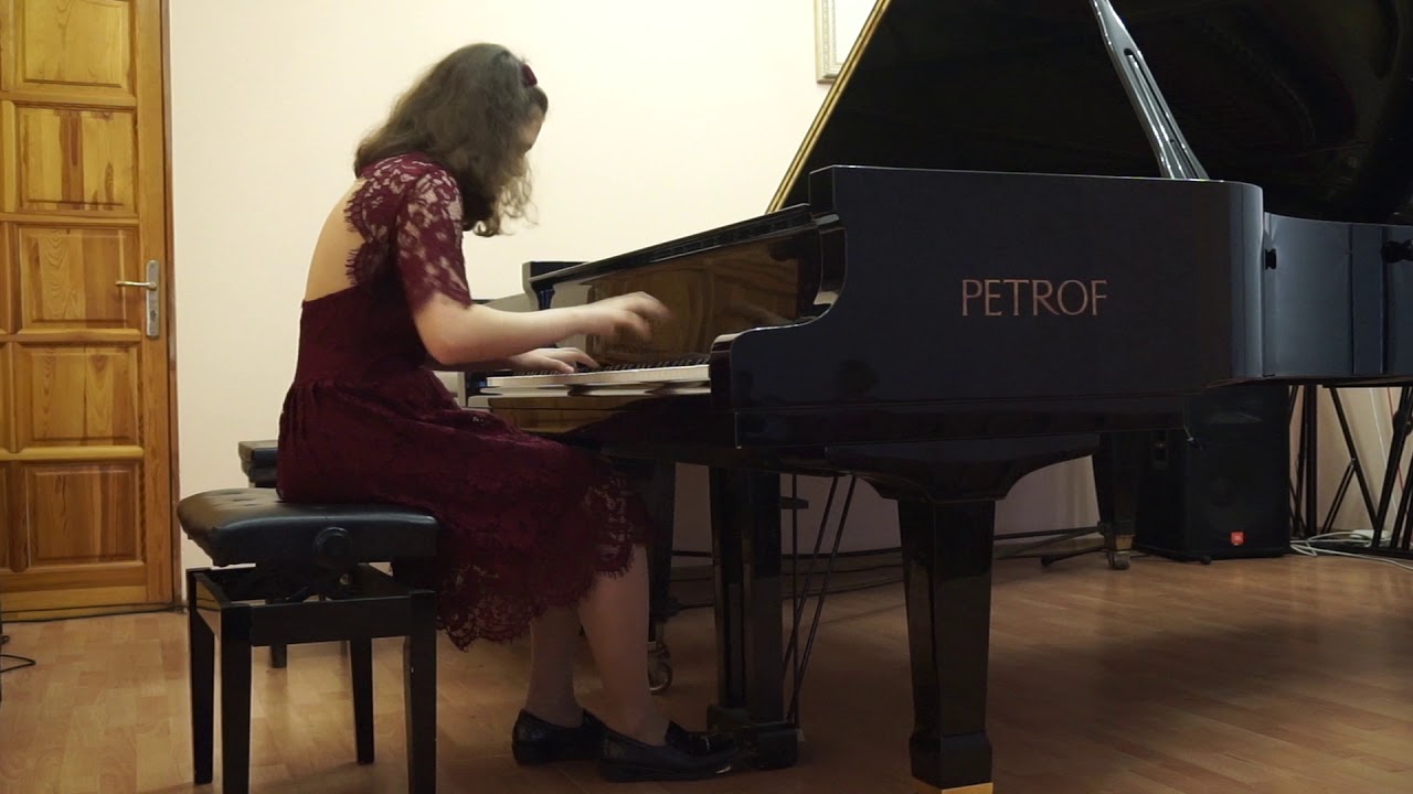 Яна Бокша исполняет романс Чайковского F dur, Op. 51 № 5 🎶