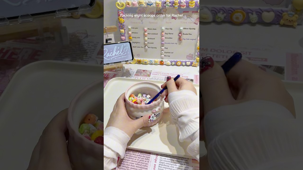 Packing a Big 8-Scoop Order! 🎁 Perfect Gift Ideas