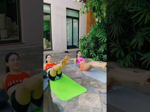 Sara Ali Khan and janhvi kapoor workout for weight-loss #shorts #saraalikhan #workout