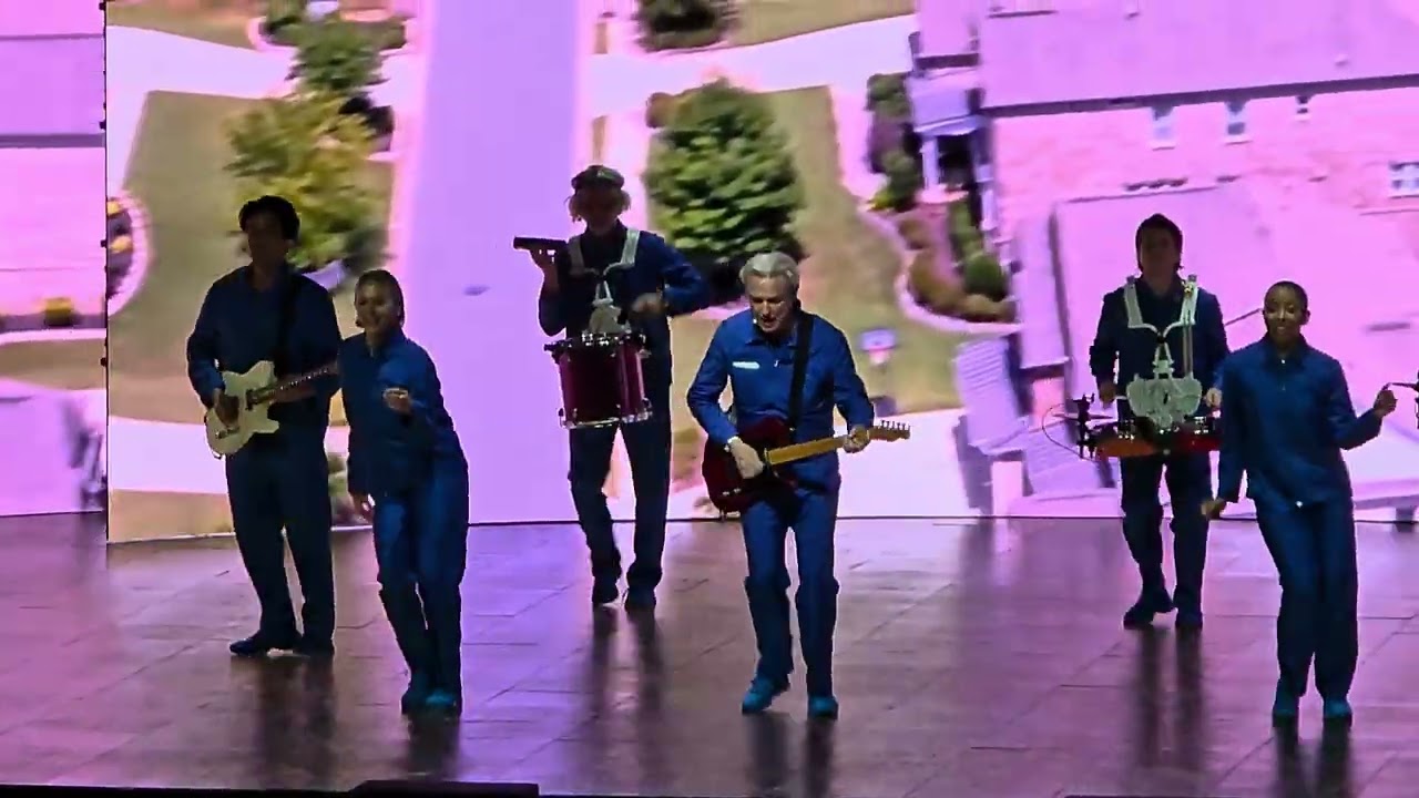 David Byrne Performs 'And She Was' Live at the Anthem 🎶