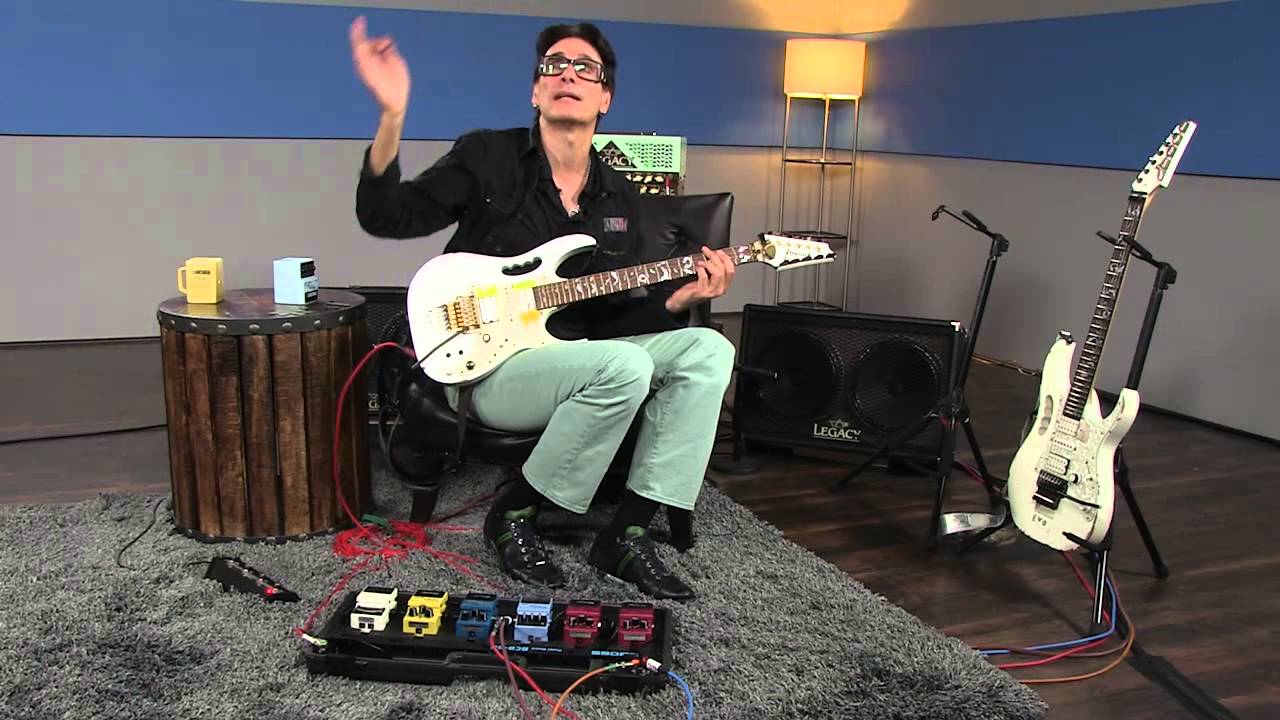 Steve Vai Reviews BOSS DM-2W Delay 🎸
