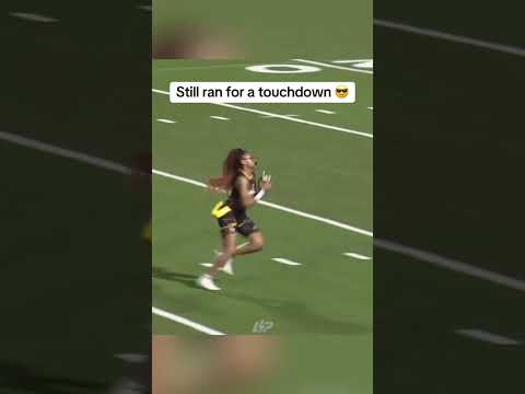 She still scored… 😱🏈 #shorts