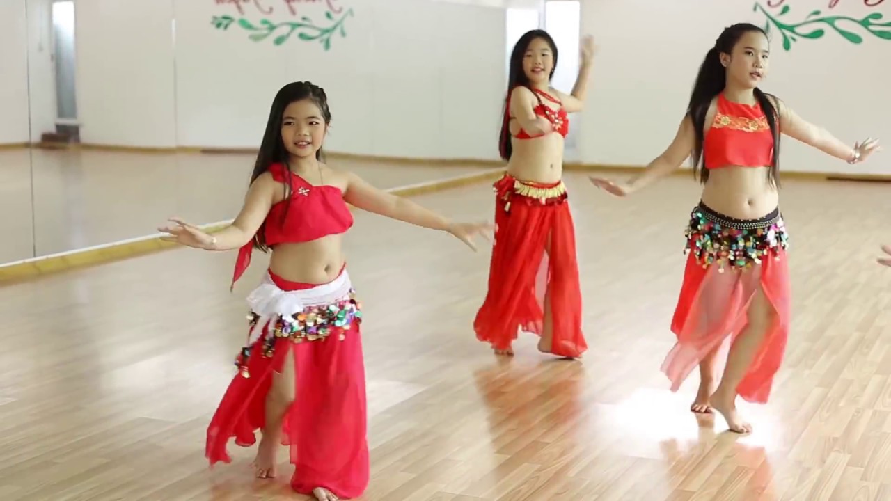 Kids Belly Dance: I Wanna Dance by Trang Selena