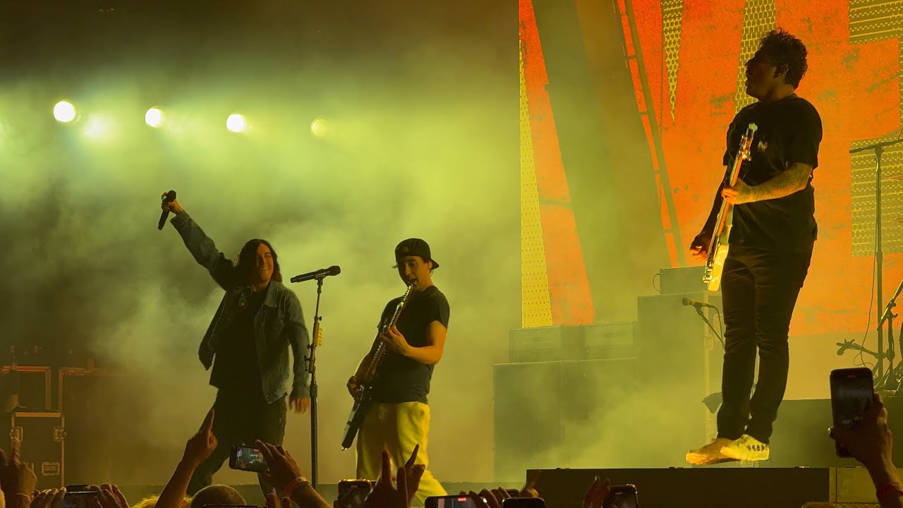 Pierce The Veil - King for a Day Live in Charlotte 🎸