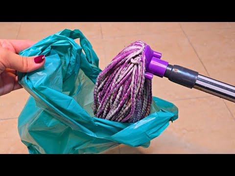 Remove dirt from your mop with this powerful cleaning trick