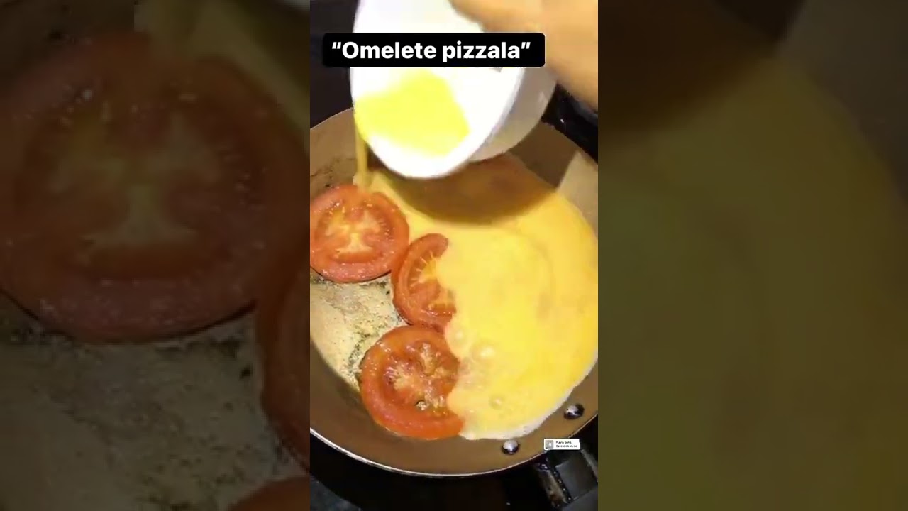 Delicious Omelette with Cheese, Tomato & Pizza Flavors 🍳