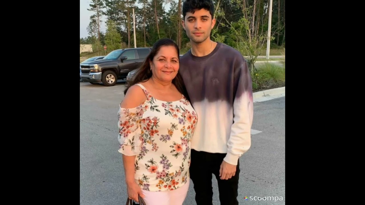Erick Brian colon y su madre ❤