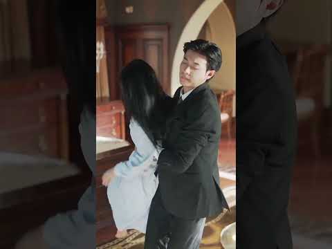 Just surrender 😌✋🏻 Ma Xiaoyu #film #drama #cdrama #kiss #love #chinesedrama #maxiaoyu