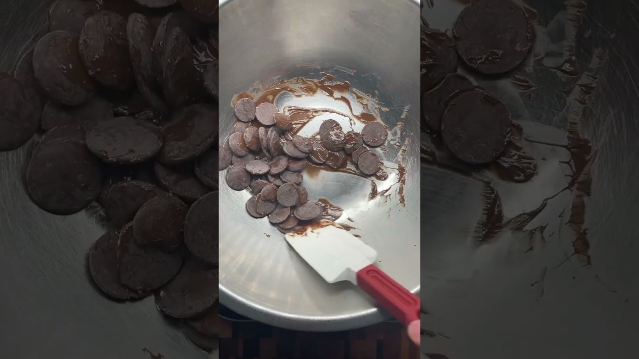 Chocolate Chips vs Compound vs Couverture: Which One Should You Use? 🍫