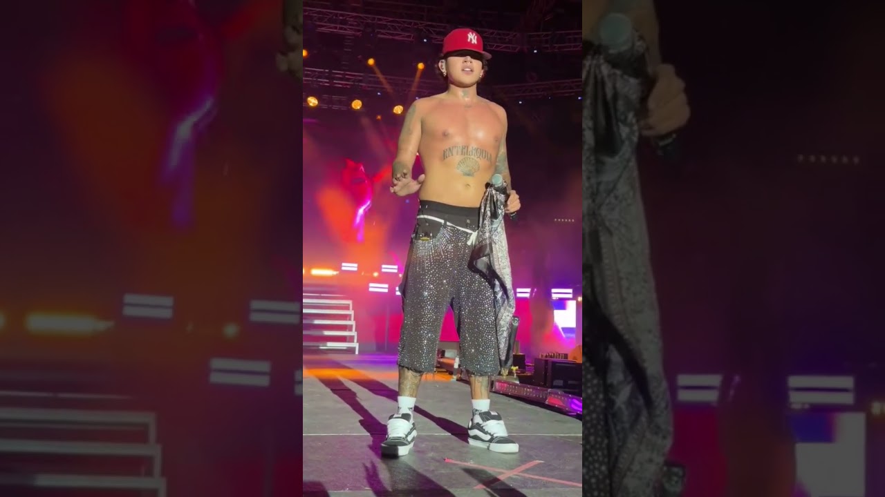 BEÉLE en vivo cantando 'Hay Morena' 🎤