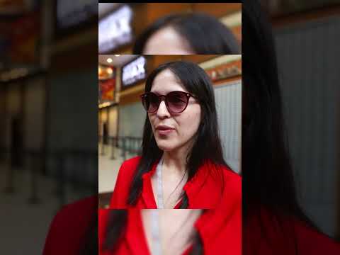 She Ditches Her Boyfriend for Me?!