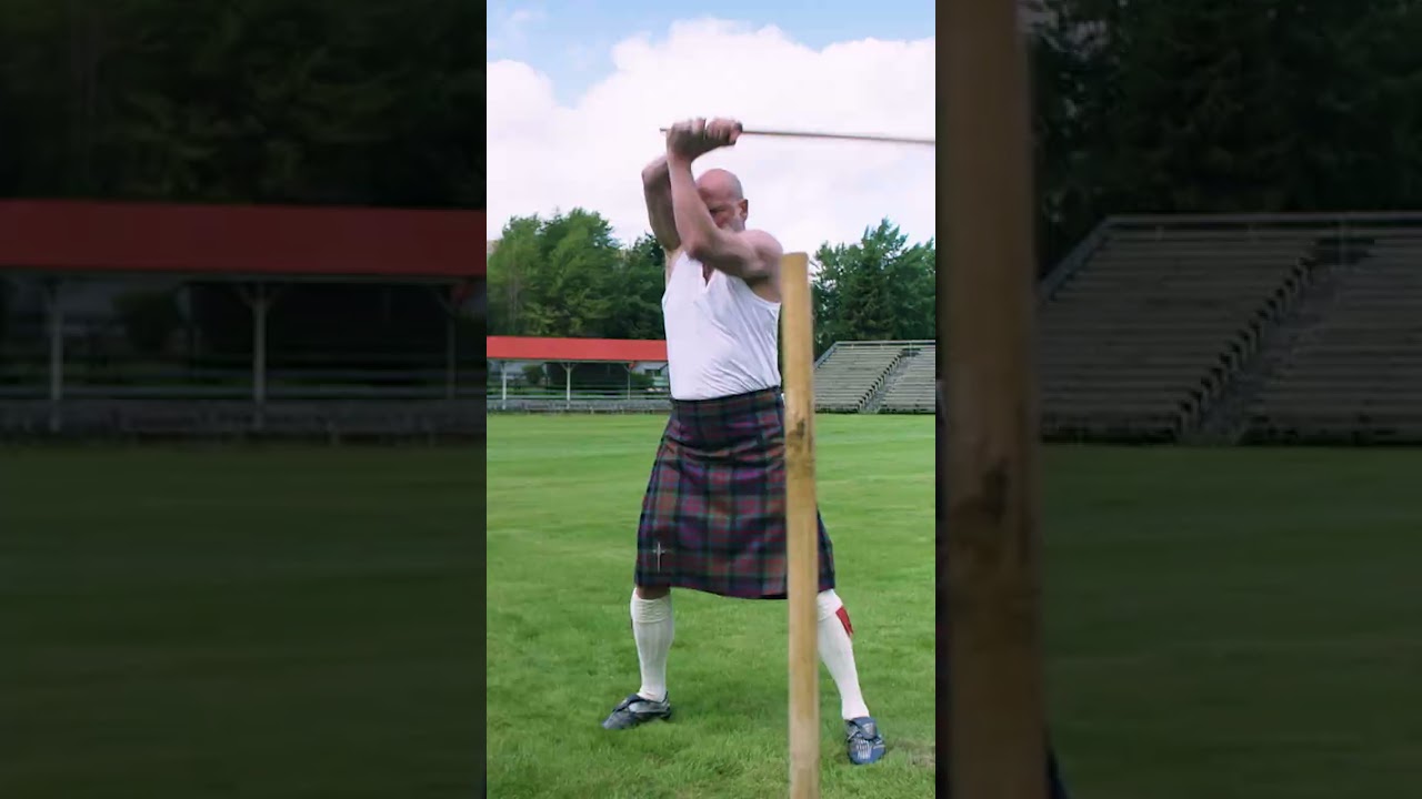 Graham McTavish Shows Off His Skills in a Kilt! 🔥 #MenInKilts #Outlander