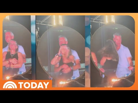 CEO Resigns Following Coldplay Kiss Cam Social Media Frenzy