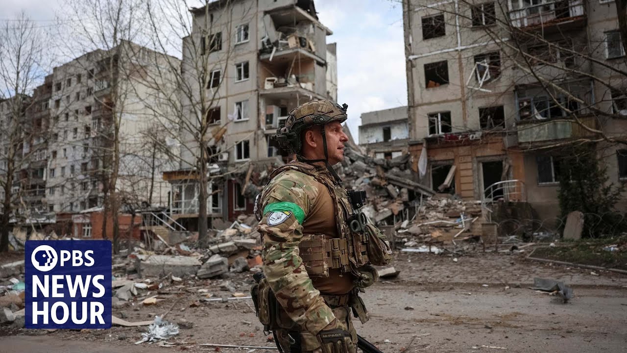 Russian Cluster Bomb Kills Dozens in Ukraine 🇺🇦