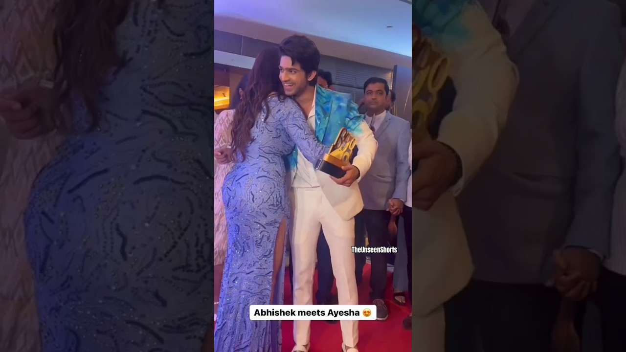 Ayesha Khan & Abhishek Kumar Couple Vibes😍