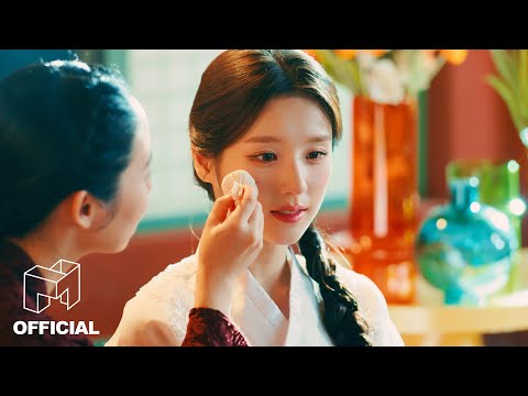 HeeJin ‘Algorithm' MV | ARTMS