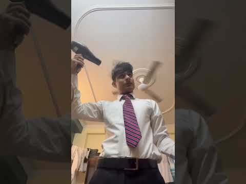 Life of ground staff at the airport #delhiairport #igi #groundstaff #viral #shortvideo #shorts