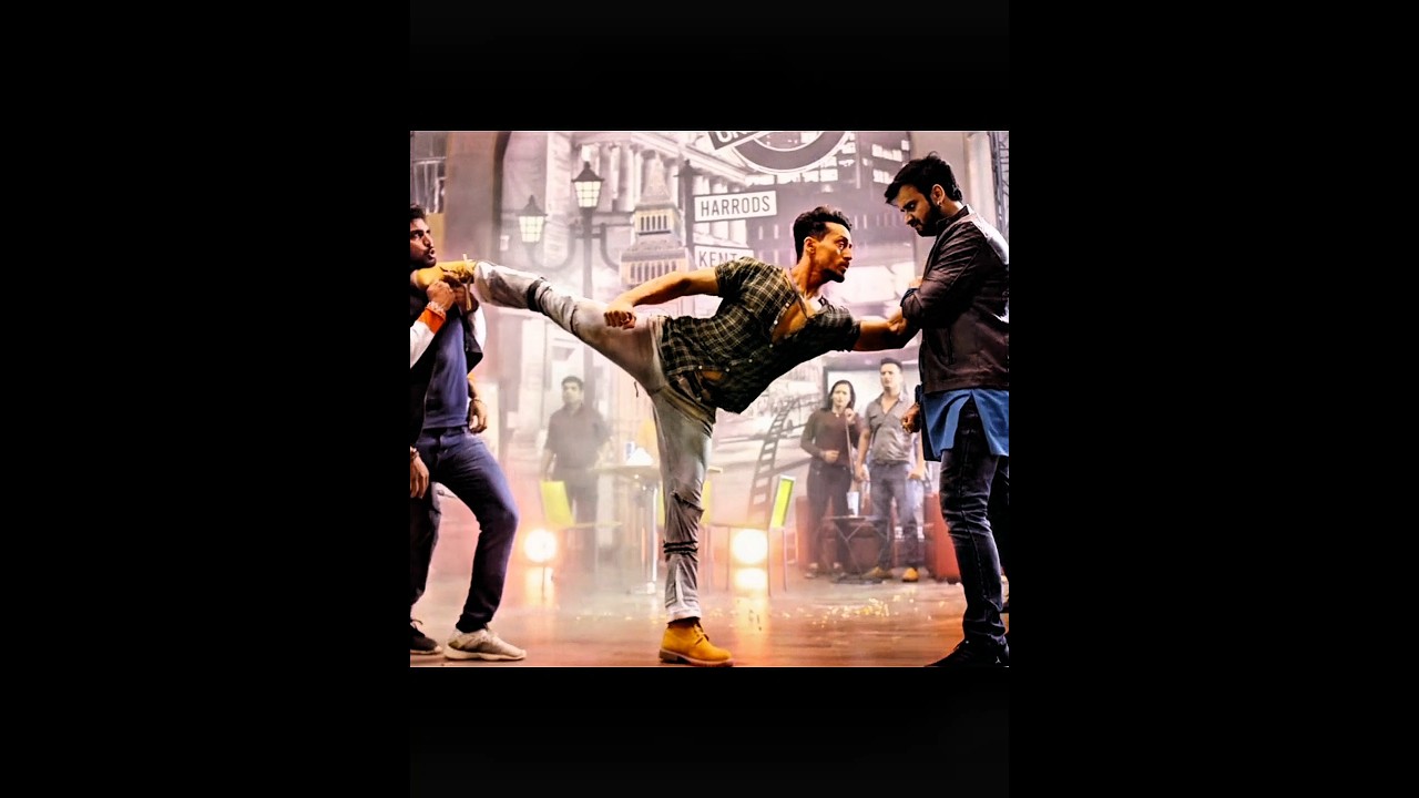 Tiger Shroff's Brother Helps in Fight Scene 💥