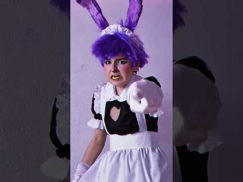 ДЖЕКС В КОСТЮМЕ ГОРНИЧНОЙ? пересняла сцену из 5 серии УЦЦ