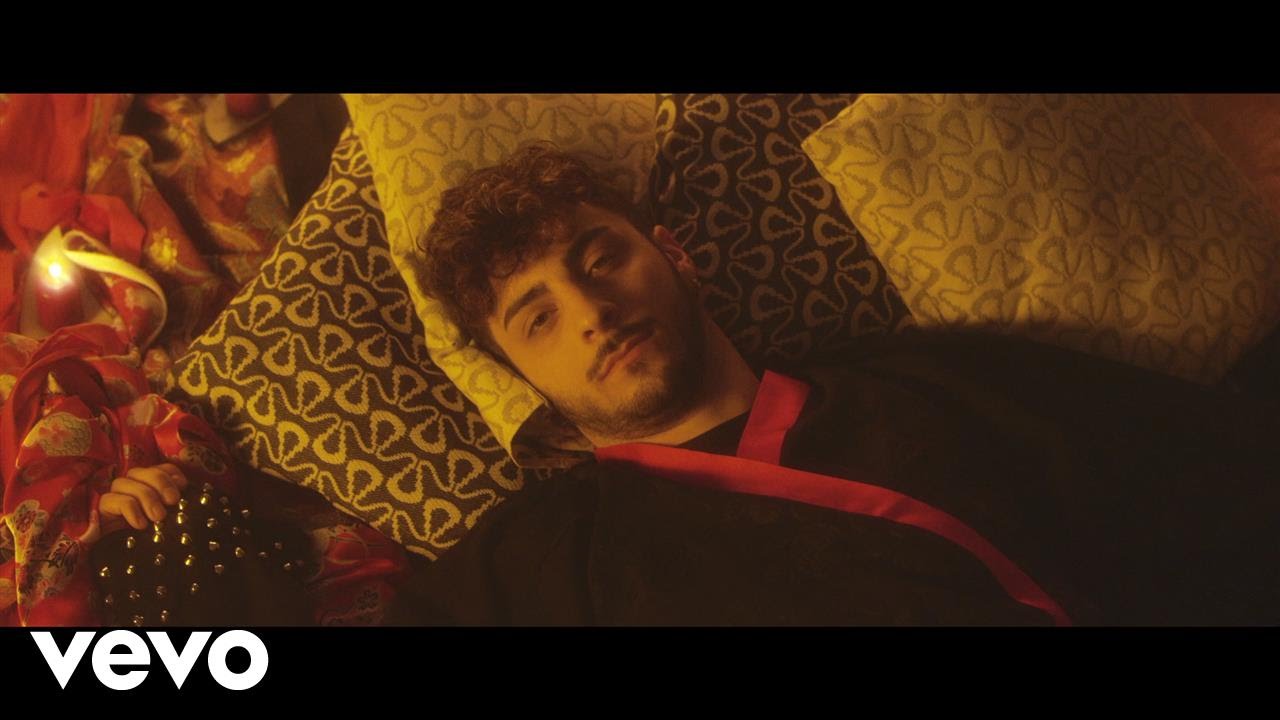 Charlie Charles ft. Izi, Rkomi & More – Bimbi 🎶 | Stream & Download Now