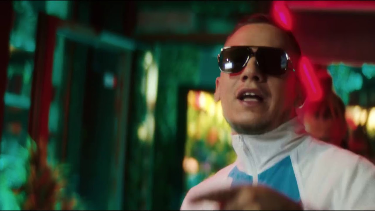 Rasta x Corona: Crni Mercedes u Novom Izdanju 🚗