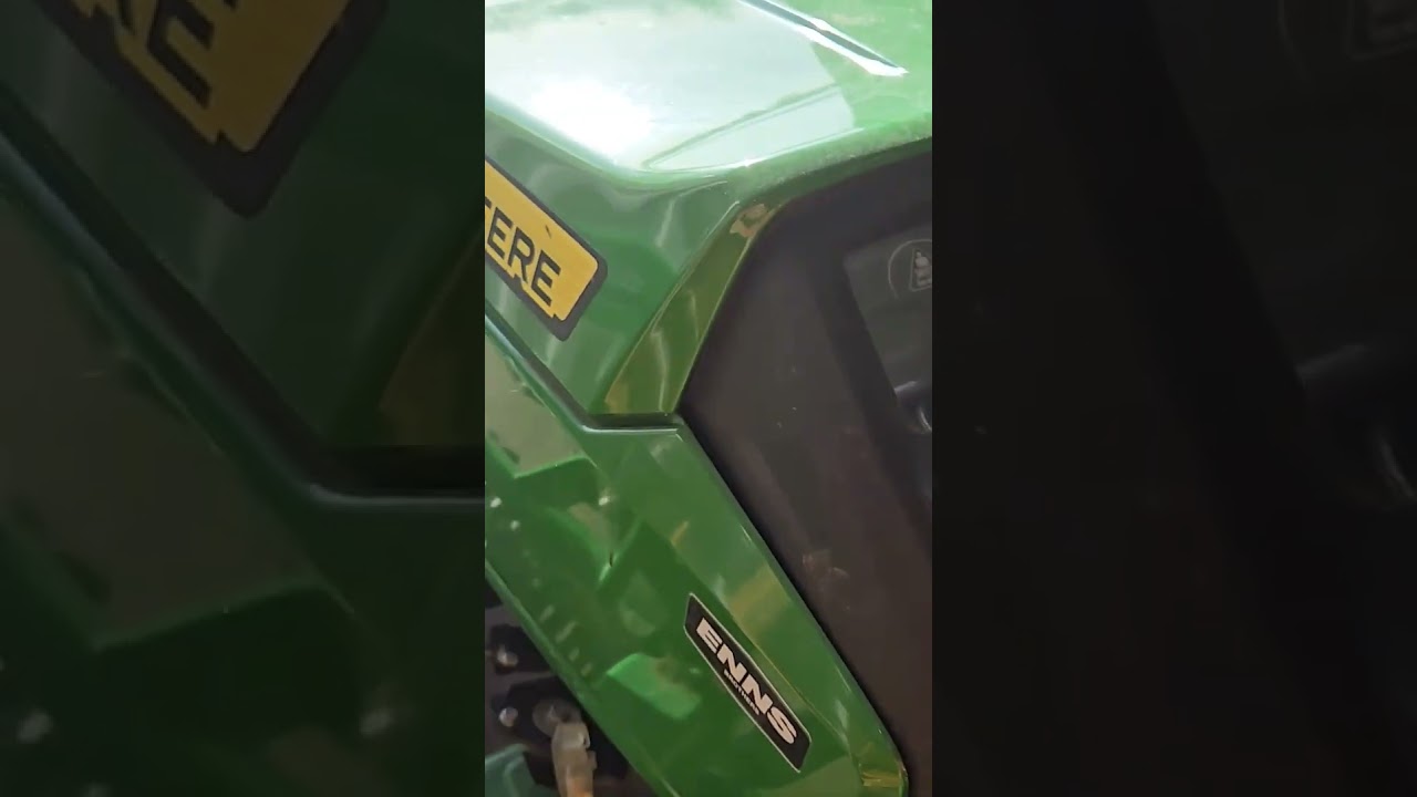 John Deere 1023E Cold Start at -22°C ❄️