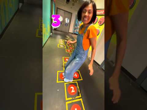 Counting is FUN 🤭 #123andres #kindergarten #maths #kidsvideo #kidssong #shorts