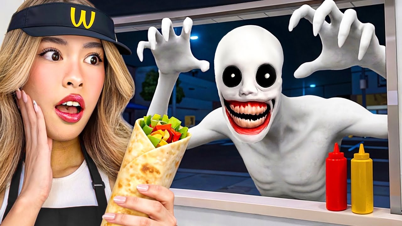 I Worked The NIGHT SHIFT In ROBLOX SCARY SHAWARMA KIOSK..