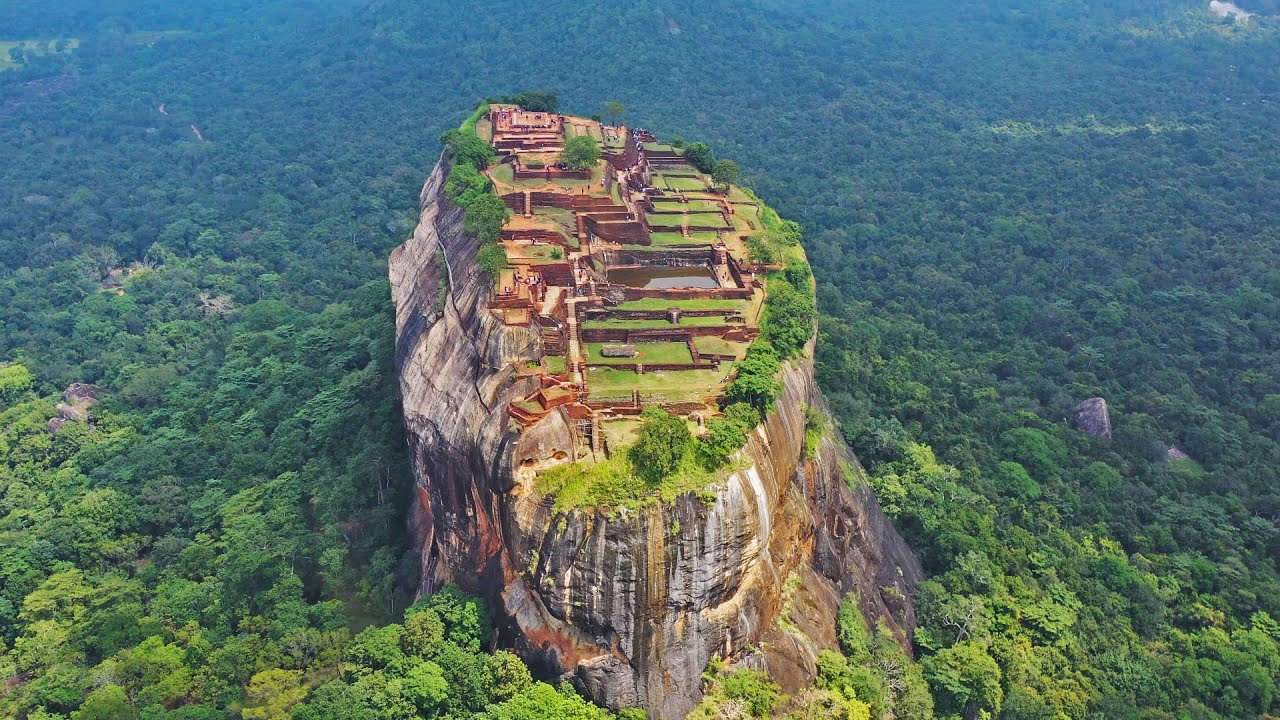 Чудеса Земли: Удивительные места планеты 🌍