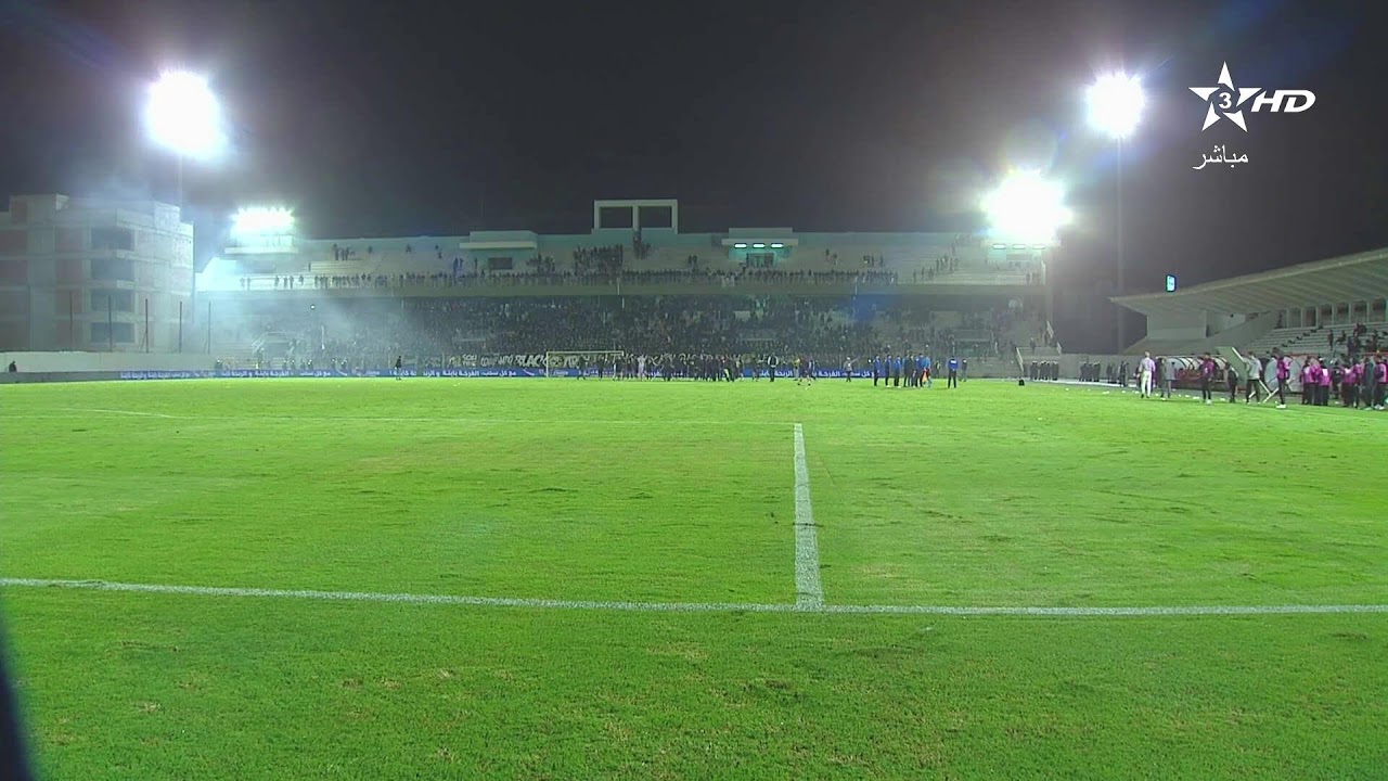 مباشر الآن: مباراة الجيش الملكي ضد حسنية أكادير في البطولة الإحترافية 🏟️