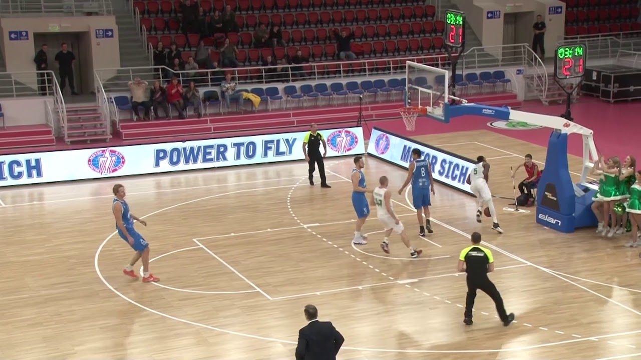 Хілл перехоплює та виконує данк проти Миколаєва 🏀