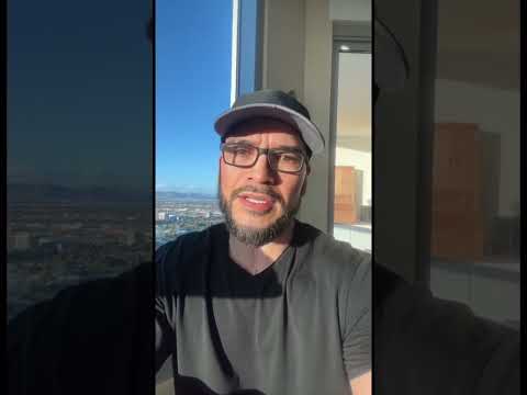 This is a great little way to remove meta data from your posts. #socialmedia #marketing #branding