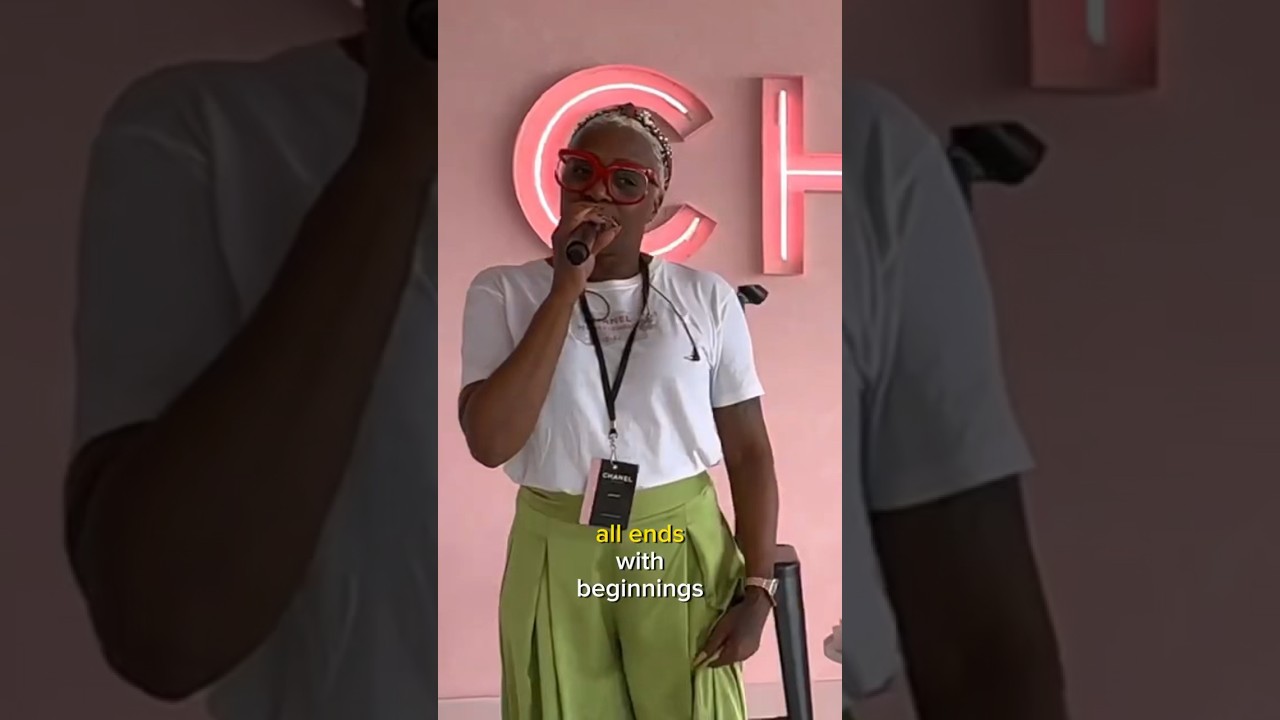 Nile Rodgers Performs 'Get Lucky' 🎶