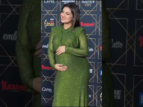 How Hiba Bukhari showing her big Belly 😂😂🥵for pregnancy shoot | hiba Bukhari | jannisar#hibabukhari