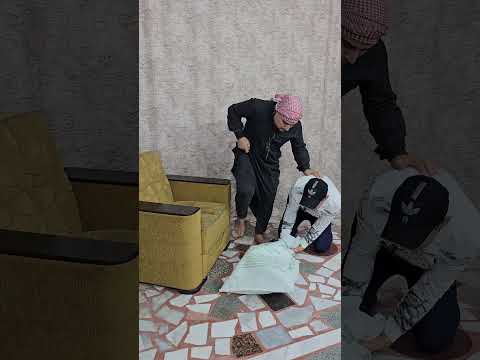 كلب ينبح | مقلب في بابا | prank | dog